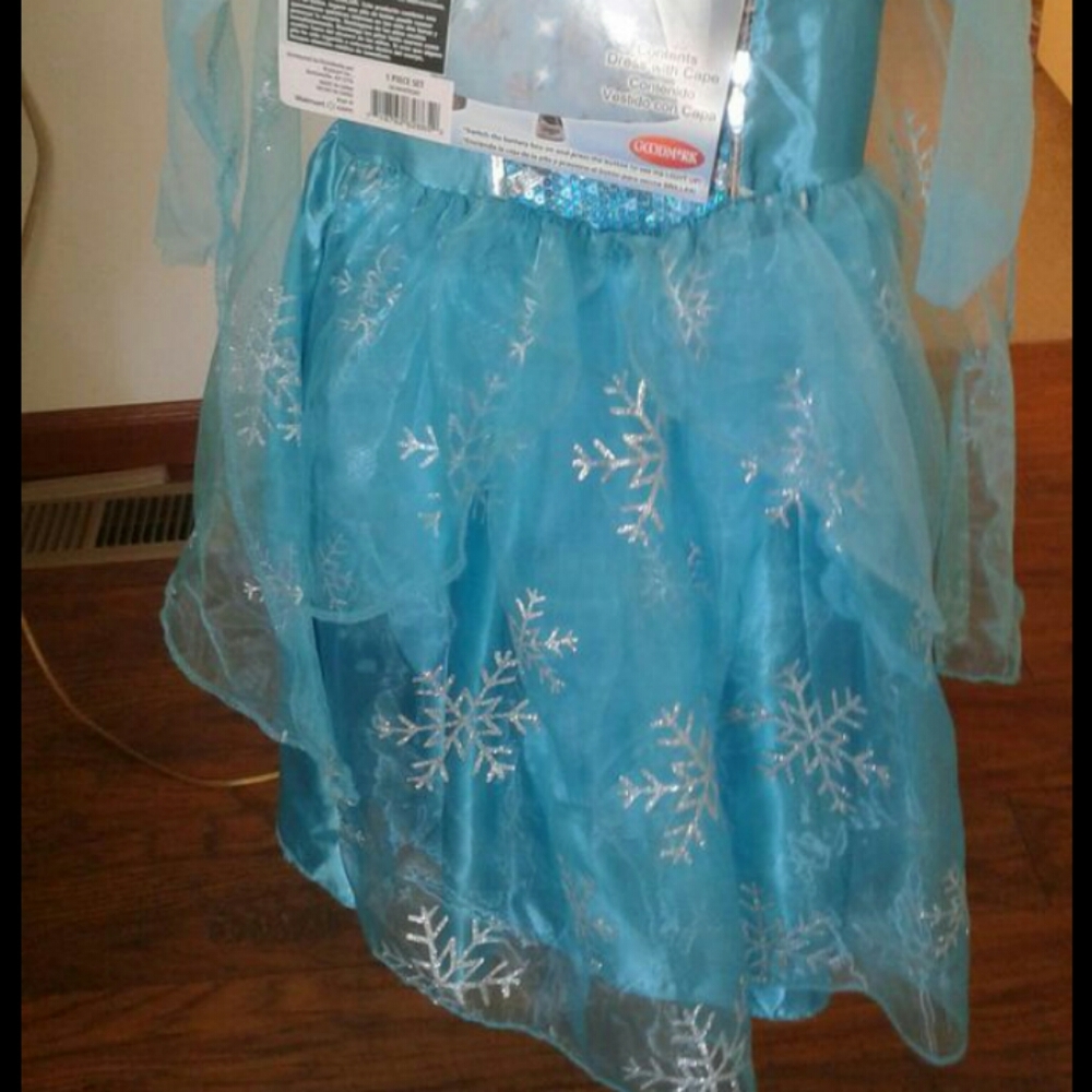 Princess glow up dress